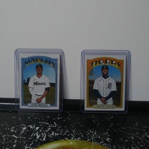 2 Topps Heritage 2021 High # Short Print Cards Lewis Brinson & Christin Stewart